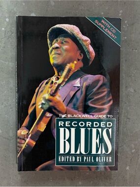 Recorded Blues - The Blackwell Guide to Recorded Blues Soft Cover  (Paul Oliver)